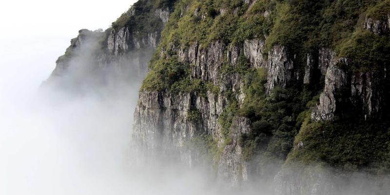 ZB1616：工业自动化控制系统的智能资源导航与工具集合应用解析